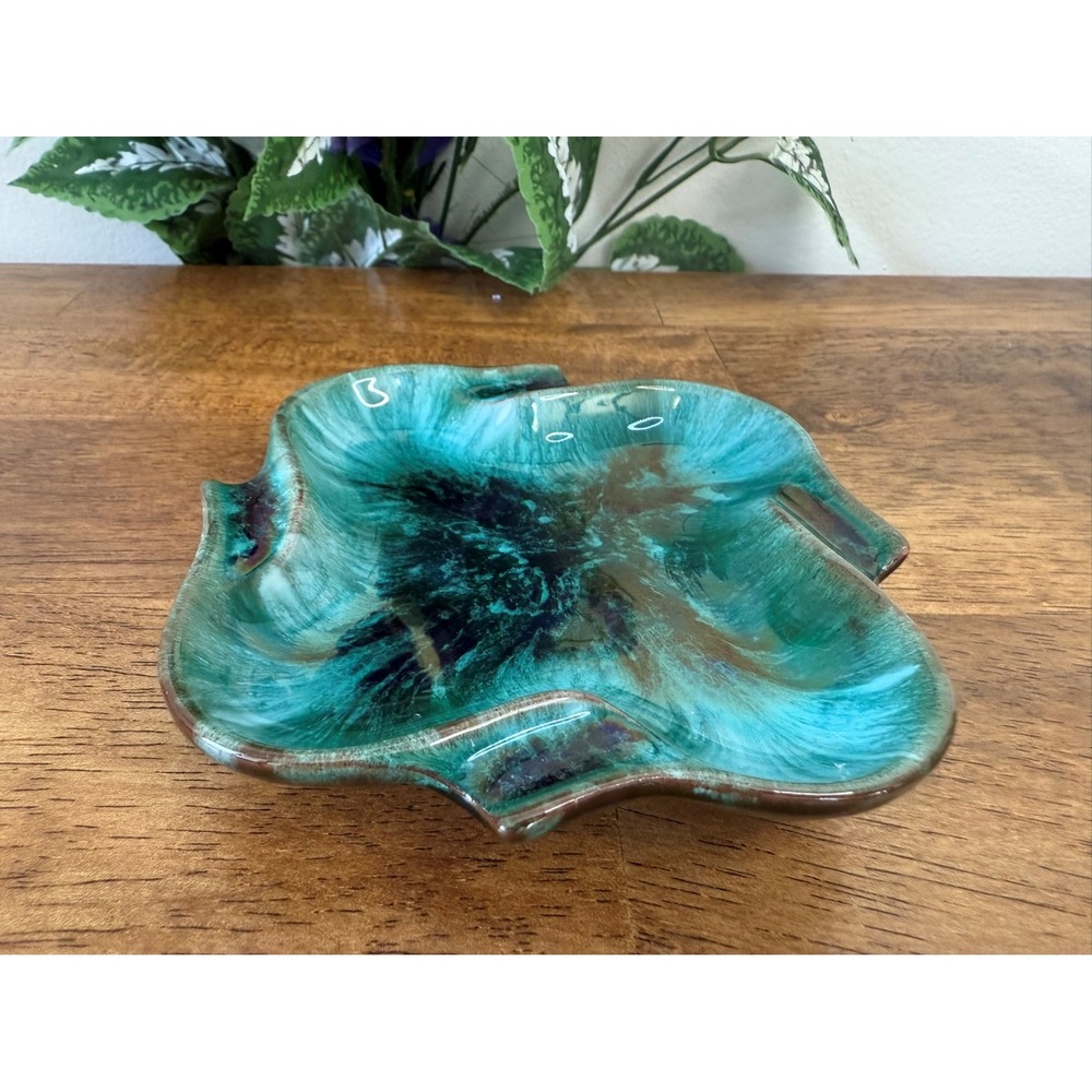 Blue Mountain Pottery Ashtray Green Drip Glaze Ceramic MCM Canadian‎ Pottery
